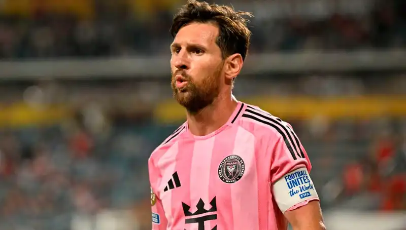 Messi'nin İlk Maçında Şok Beraberlik: Son Anlarda Directen Döndü!