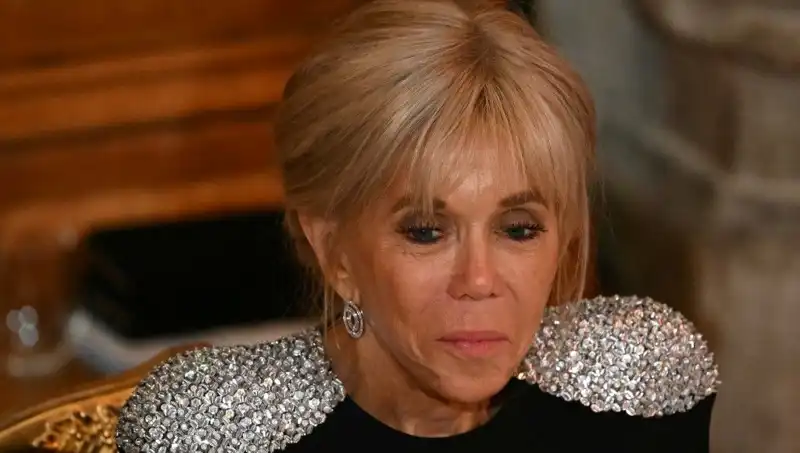 First Lady Davasında Yalan Suçlaması: "Erkek Olarak Doğdu" Savunması Beraat ile Nasıl Sonuçlandı?