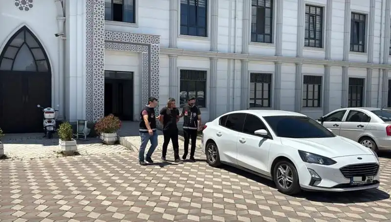 Kocaeli'deki Korkunç Cinayet: Katil Zanlısı Yakalandı!