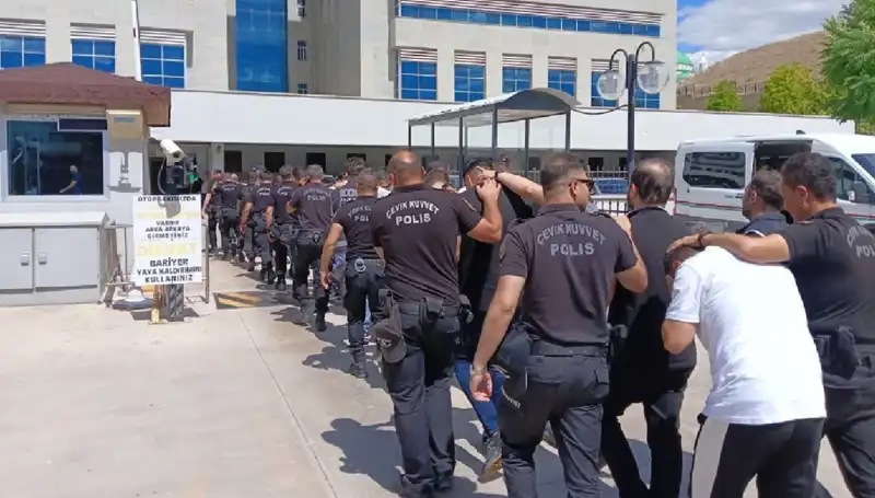 Ankara'da Haraç Çetesi Çökertildi: Avukatların İlişkisi Şok Etti