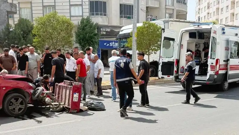 Mardin'de Feci Trafik Kazası: İki Kişi Hastaneye Kaldırıldı